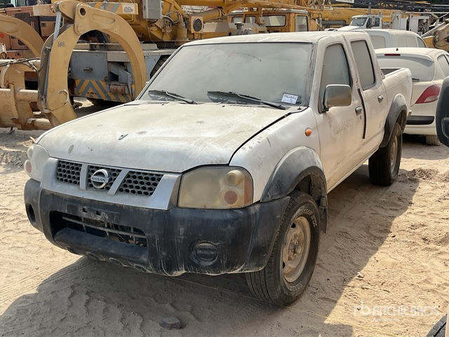 2008 Nissan 4x4 Crew Cab (Inoperable) Pickup - Pikaps: foto 2 2008 Nissan 4x4 Crew Cab (Inoperable) Pickup - Pikaps: foto 2