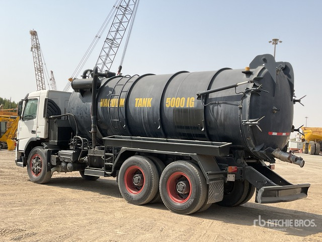 2008 Volvo FM400 6x4 20000 L Vacuum Tanker Truck - Asenizācijas mašīna: foto 3 2008 Volvo FM400 6x4 20000 L Vacuum Tanker Truck - Asenizācijas mašīna: foto 3