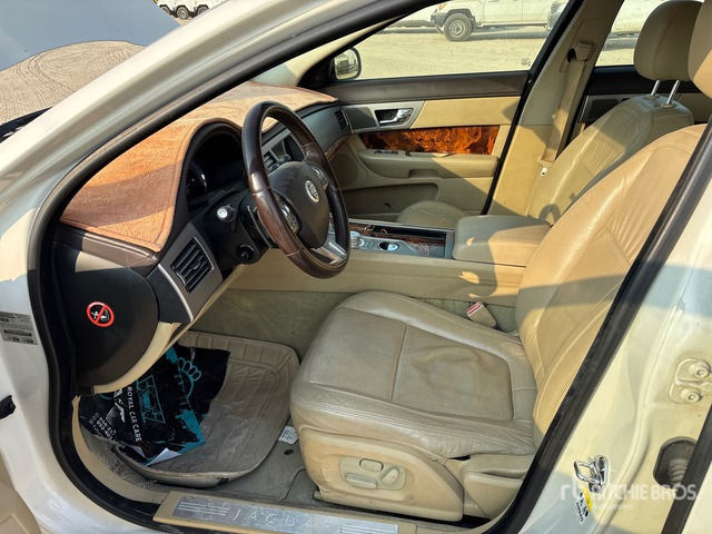 2009 Jaguar XF Automobile - Vieglā automašīna: foto 5 2009 Jaguar XF Automobile - Vieglā automašīna: foto 5