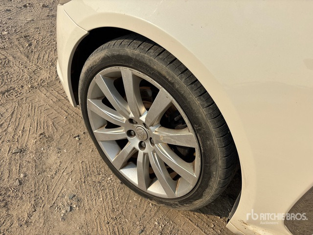 2009 Jaguar XF Automobile - Vieglā automašīna: foto 4 2009 Jaguar XF Automobile - Vieglā automašīna: foto 4