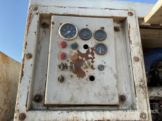 2009 Schwing BP4000 HDR Portable Concrete Pump - Stacionārais betona sūknis: foto 5 2009 Schwing BP4000 HDR Portable Concrete Pump - Stacionārais betona sūknis: foto 5