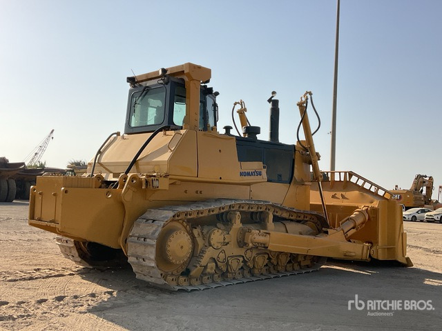 2010 Komatsu D375A-5E0 Crawler Dozer - Buldozers: foto 3 2010 Komatsu D375A-5E0 Crawler Dozer - Buldozers: foto 3