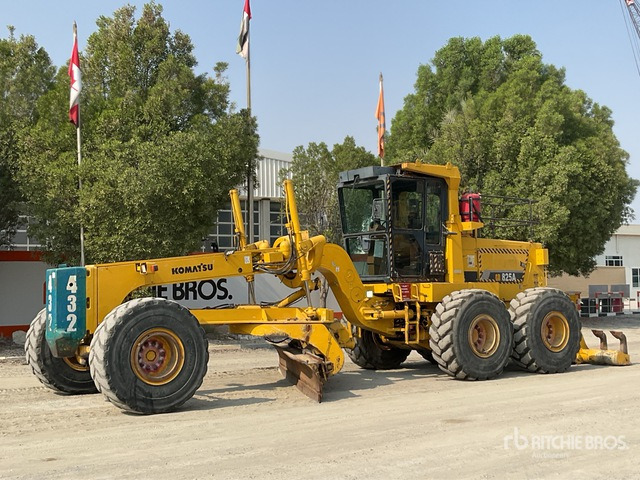 2010 Komatsu GD825A-2 Motor Grader - Greiders: foto 1 2010 Komatsu GD825A-2 Motor Grader - Greiders: foto 1