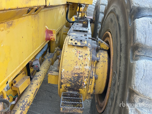 2011 Komatsu GD825A-2 - Greiders: foto 5 2011 Komatsu GD825A-2 - Greiders: foto 5