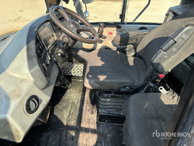 2012 Cat 740B Articulated Dump Truck - Artikulētias pašizgāzējs: foto 5 2012 Cat 740B Articulated Dump Truck - Artikulētias pašizgāzējs: foto 5