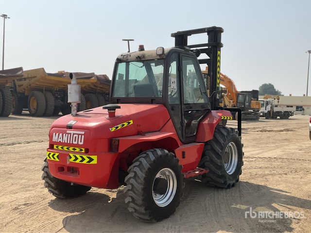 2012 Manitou M-X50-4 4x4 Rough Terrain Forklift - Bezceļu autokrāvējs: foto 3 2012 Manitou M-X50-4 4x4 Rough Terrain Forklift - Bezceļu autokrāvējs: foto 3