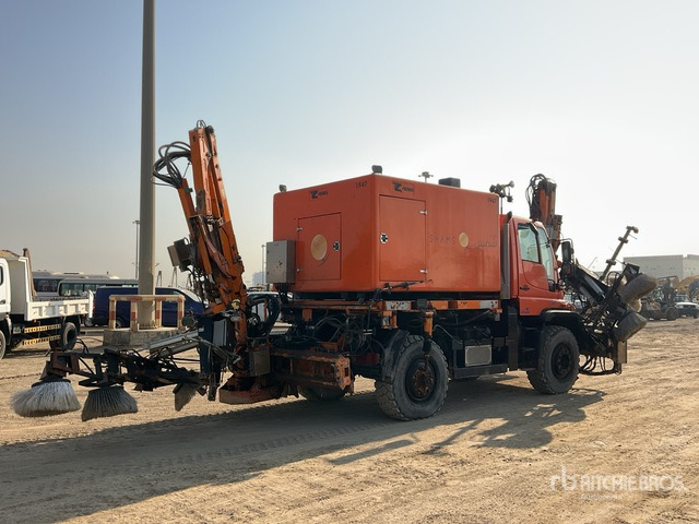 2012 Mercedes-Benz Unimog 500 4x4 Solar Panel Cleaning Truck :Misc. Truck - Ielu tīrīšanas mašīna: foto 3 2012 Mercedes-Benz Unimog 500 4x4 Solar Panel Cleaning Truck :Misc. Truck - Ielu tīrīšanas mašīna: foto 3
