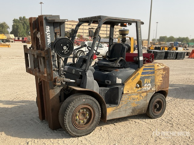2015 Komatsu FH40-1 4 ton Forklift - Autokrāvējs: foto 2 2015 Komatsu FH40-1 4 ton Forklift - Autokrāvējs: foto 2