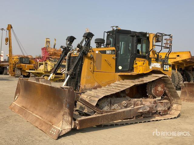 2016 Cat D6T LGP - Buldozers: foto 1 2016 Cat D6T LGP - Buldozers: foto 1