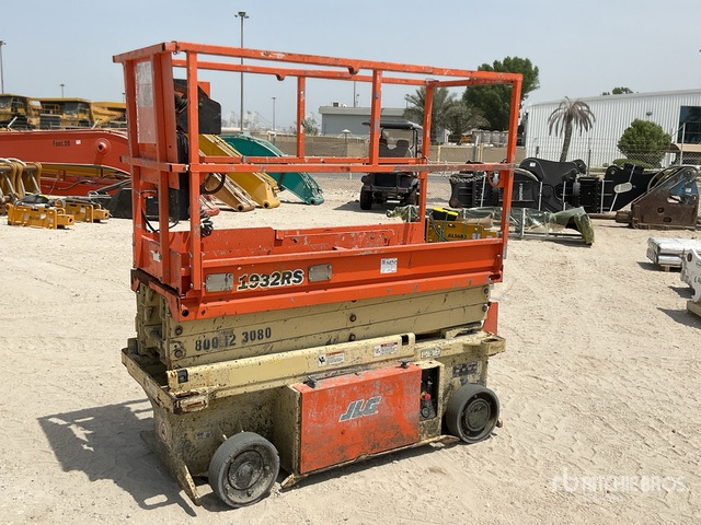 2016 JLG 1932RS Electric Scissor Lift - Šķērveida pacēlājs: foto 2 2016 JLG 1932RS Electric Scissor Lift - Šķērveida pacēlājs: foto 2