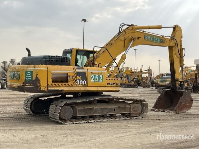 2016 Komatsu PC300-8M0 Tracked Excavator - Kāpurķēžu ekskavators: foto 4 2016 Komatsu PC300-8M0 Tracked Excavator - Kāpurķēžu ekskavators: foto 4