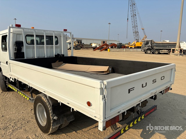 2017 Mitsubishi Canter 4x2 Crew Cab Flatbed Truck - Bortu kravas automašīna/ Platforma: foto 5 2017 Mitsubishi Canter 4x2 Crew Cab Flatbed Truck - Bortu kravas automašīna/ Platforma: foto 5