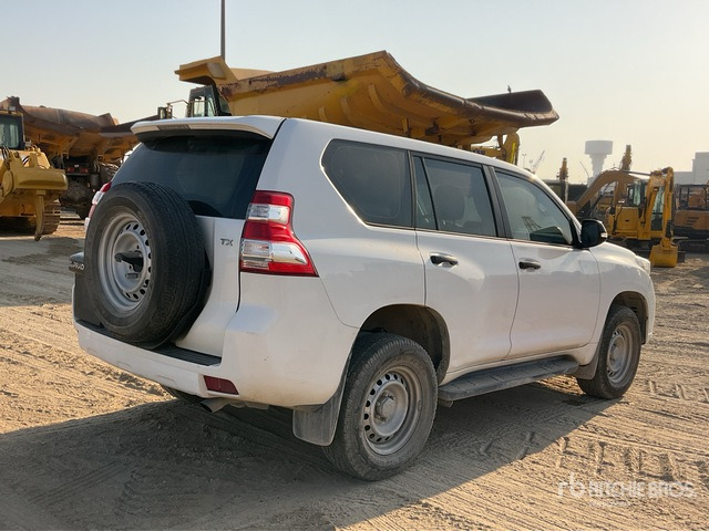 2017 Toyota Prado TX 150L 4x4 SUV - SUV: foto 3 2017 Toyota Prado TX 150L 4x4 SUV - SUV: foto 3