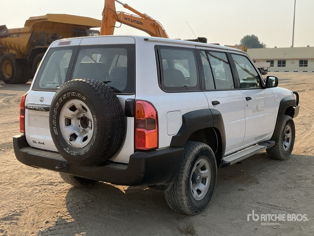 2018 Nissan Patrol GL 4x4 SUV - SUV: foto 3 2018 Nissan Patrol GL 4x4 SUV - SUV: foto 3