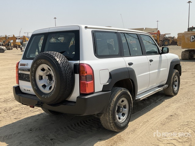 2018 Nissan Patrol GL 4x4 SUV - SUV: foto 3 2018 Nissan Patrol GL 4x4 SUV - SUV: foto 3