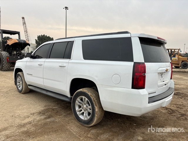 2019 Chevrolet Suburban 4x4 SUV - SUV: foto 2 2019 Chevrolet Suburban 4x4 SUV - SUV: foto 2