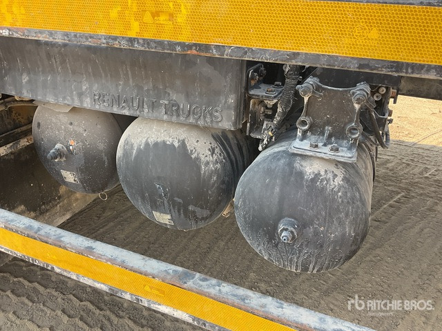 2019 Renault K440 8x4 Twin-Steer Mixer Truck - Betonvedējs: foto 4 2019 Renault K440 8x4 Twin-Steer Mixer Truck - Betonvedējs: foto 4