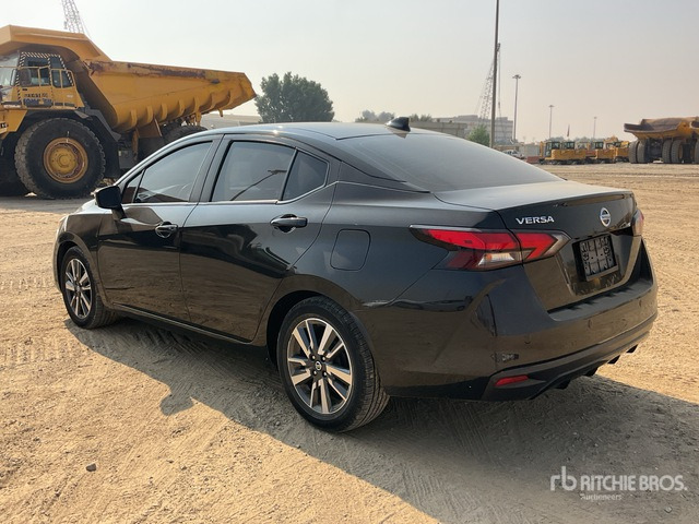 2021 Nissan Versa Automobile - Vieglā automašīna: foto 2 2021 Nissan Versa Automobile - Vieglā automašīna: foto 2