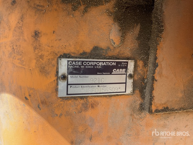 Case 921C Wheel Loader - Riteņu iekrāvējs: foto 1 Case 921C Wheel Loader - Riteņu iekrāvējs: foto 1