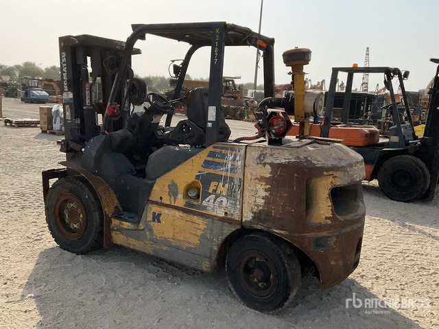 Komatsu FH40-1 Forklift - Autokrāvējs: foto 4 Komatsu FH40-1 Forklift - Autokrāvējs: foto 4