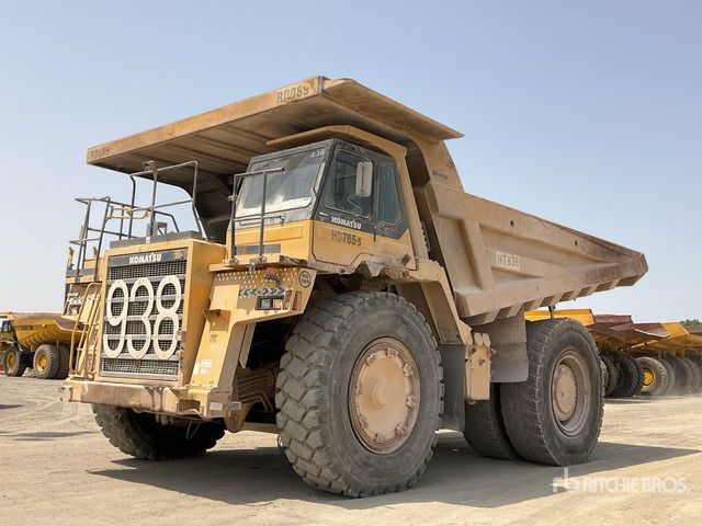 Komatsu HD785-5 Haul Truck - Karjeru pašizgāzējs: foto 1 Komatsu HD785-5 Haul Truck - Karjeru pašizgāzējs: foto 1