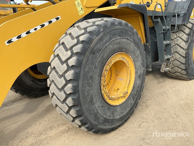 Komatsu WA470-6 - Riteņu iekrāvējs: foto 5 Komatsu WA470-6 - Riteņu iekrāvējs: foto 5
