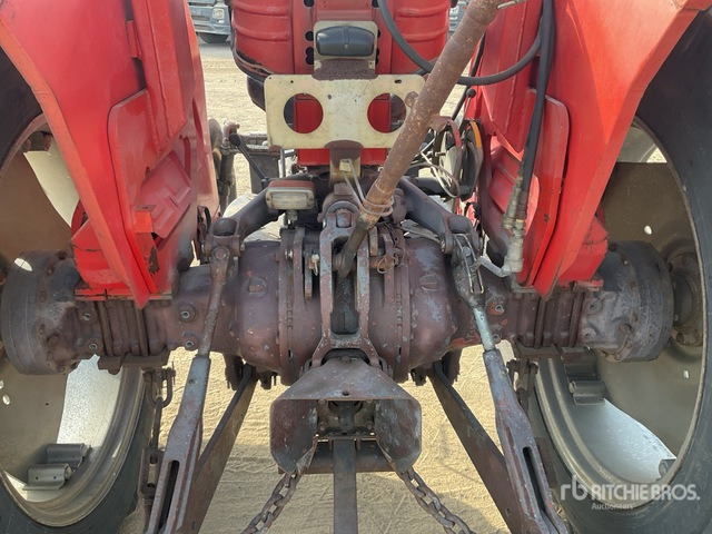 Massey Ferguson MF275 - Traktors: foto 5 Massey Ferguson MF275 - Traktors: foto 5