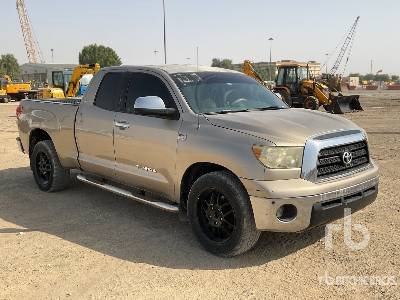 TOYOTA TUNDRA 4x2 Crew Cab - Pikaps: foto 4 TOYOTA TUNDRA 4x2 Crew Cab - Pikaps: foto 4