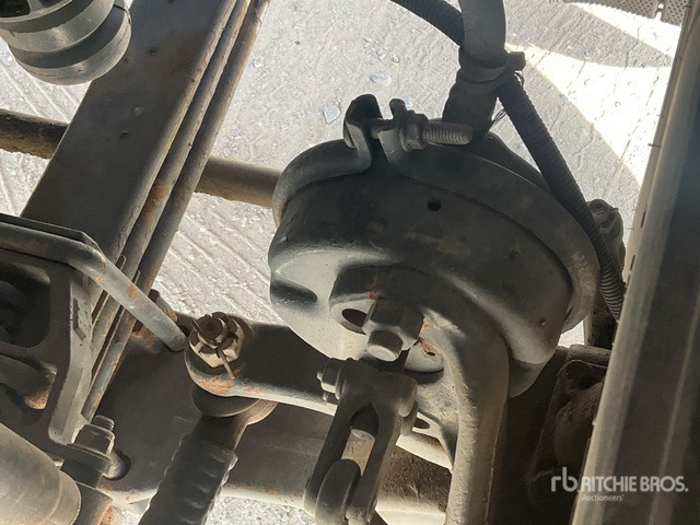 1997 Volvo FH12-420 4x2 S/A Sleeper Truck Tractor - Vilcējs: foto 5 1997 Volvo FH12-420 4x2 S/A Sleeper Truck Tractor - Vilcējs: foto 5