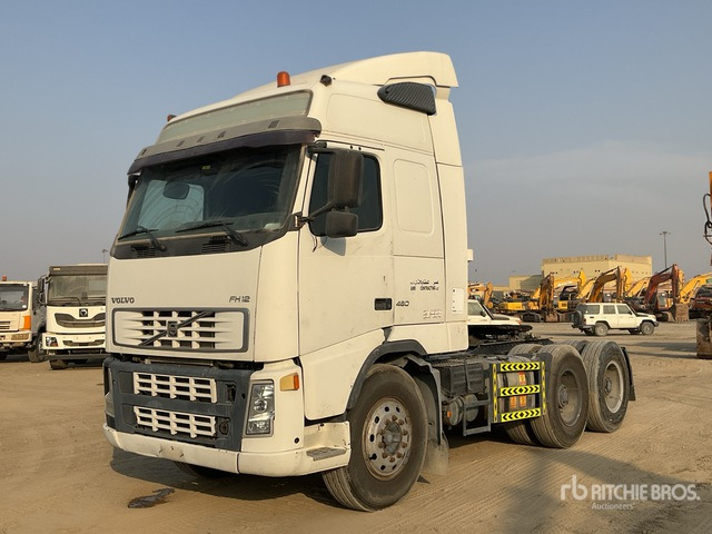 2002 Volvo FH12 6x4 T/A Sleeper Truck Tractor - Vilcējs: foto 1 2002 Volvo FH12 6x4 T/A Sleeper Truck Tractor - Vilcējs: foto 1