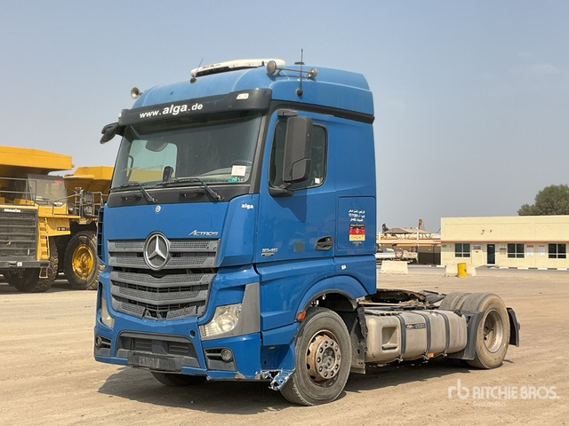 2013 Mercedes-Benz Actros 1845LS 4x2 S/A Sleeper Truck Tractor - Vilcējs: foto 1 2013 Mercedes-Benz Actros 1845LS 4x2 S/A Sleeper Truck Tractor - Vilcējs: foto 1