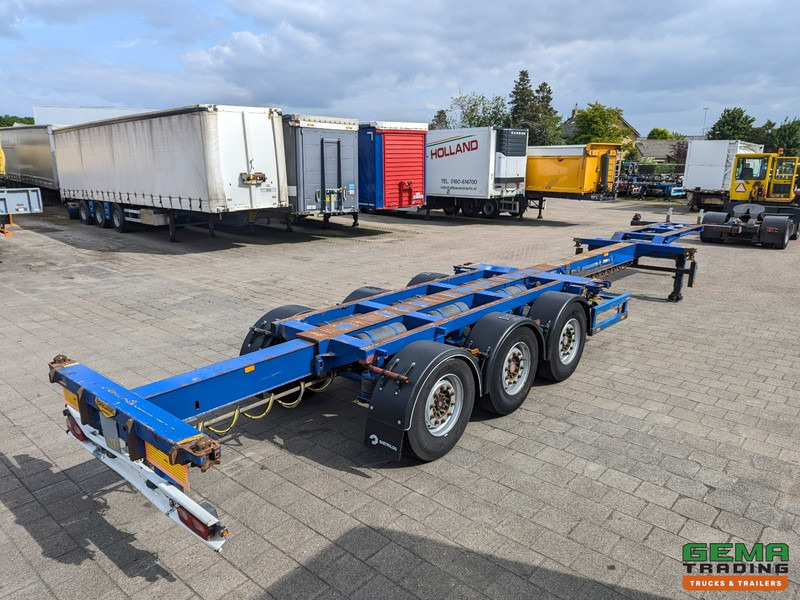 Broshuis MFCC 3-Assen SAF - Lift as - Schijfremmen - Alle aansluitingen - Puspiekabe noņemamā virsbūve/ Konteineru vedējs: foto 1 Broshuis MFCC 3-Assen SAF - Lift as - Schijfremmen - Alle aansluitingen - Puspiekabe noņemamā virsbūve/ Konteineru vedējs: foto 1