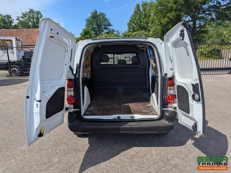 Citroën Berlingo 1.6 HDI Euro5L - Airco - Handgeschakeld - Mazs furgons: foto 5 Citroën Berlingo 1.6 HDI Euro5L - Airco - Handgeschakeld - Mazs furgons: foto 5