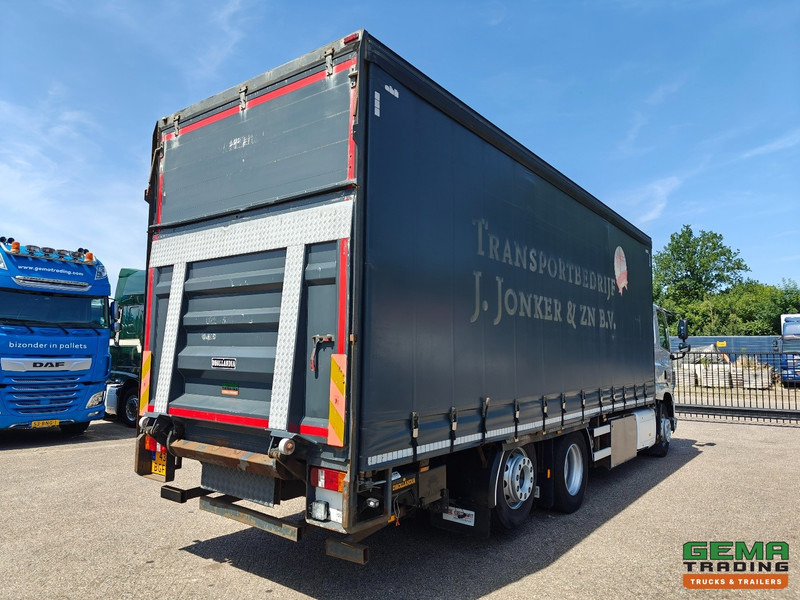 DAF CF 400 FAN 6x2/4 SpaceCab Euro6A - Schuifzeilenbak 7.7m + Laadklep 2000kg - HH Vloer - AanhangerKoppeling - Kravas automašīna ar tentu: foto 4 DAF CF 400 FAN 6x2/4 SpaceCab Euro6A - Schuifzeilenbak 7.7m + Laadklep 2000kg - HH Vloer - AanhangerKoppeling - Kravas automašīna ar tentu: foto 4