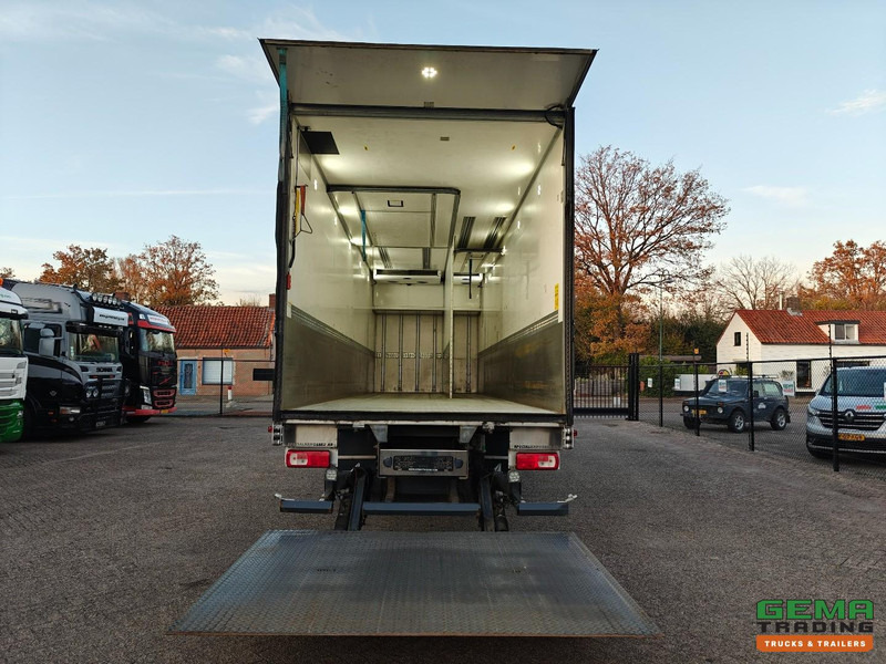 DAF XF 450 FAS 6x2 Superspacecab Euro6 - Koel-VriesBak 9.5m + Carrier Supra 1250Mt + Laadklep 2500kg - 331.000km Origineel! - Kravas automašīna refrižerators: foto 5 DAF XF 450 FAS 6x2 Superspacecab Euro6 - Koel-VriesBak 9.5m + Carrier Supra 1250Mt + Laadklep 2500kg - 331.000km Origineel! - Kravas automašīna refrižerators: foto 5