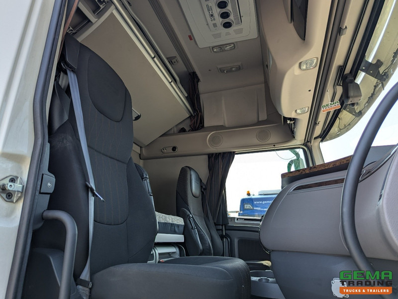 Bortu kravas automašīna/ Platforma DAF XF 530 FAN 6x2/4 SuperSpaceCab Euro6C - Retarder - OpenLaadbak 7.4M - SmartTacho V2 - NOKKENAS problem - 05/2026 APK: foto 18