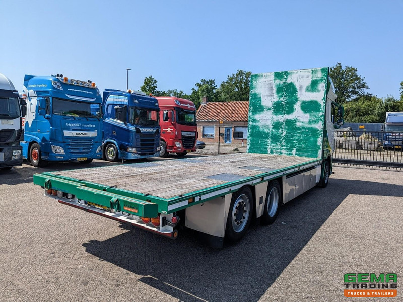 DAF XF 530 FAN 6x2/4 SuperSpaceCab Euro6C - Retarder - OpenLaadbak 7.4M - SmartTacho V2 - NOKKENAS problem - 05/2026 APK - Bortu kravas automašīna/ Platforma: foto 2 DAF XF 530 FAN 6x2/4 SuperSpaceCab Euro6C - Retarder - OpenLaadbak 7.4M - SmartTacho V2 - NOKKENAS problem - 05/2026 APK - Bortu kravas automašīna/ Platforma: foto 2
