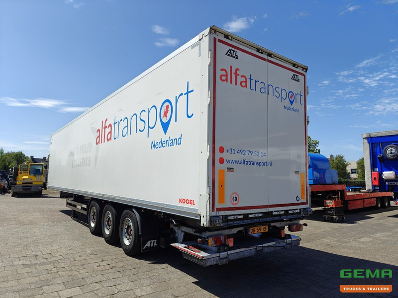 Kögel SKH24 3-Assen SAF - Gesloten Opbouw - LiftAs - Schijfremmen - Laadklep 2000KG - Puspiekabe slēgtā virsbūve: foto 3 Kögel SKH24 3-Assen SAF - Gesloten Opbouw - LiftAs - Schijfremmen - Laadklep 2000KG - Puspiekabe slēgtā virsbūve: foto 3