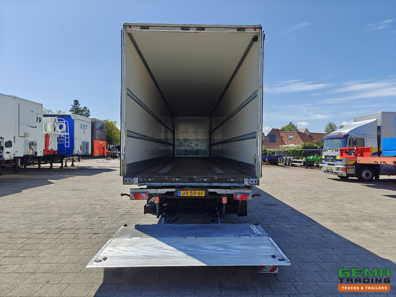 Kögel SKH24 3-Assen SAF - Gesloten Opbouw - LiftAs - Schijfremmen - Laadklep 2000KG - Puspiekabe slēgtā virsbūve: foto 5 Kögel SKH24 3-Assen SAF - Gesloten Opbouw - LiftAs - Schijfremmen - Laadklep 2000KG - Puspiekabe slēgtā virsbūve: foto 5