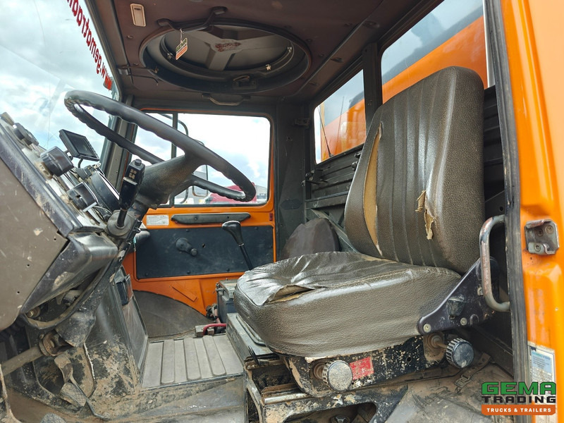 Mercedes-Benz Unimog 1300L 4x4 Handgeschakeld - GeslotenBak - PTO - Hydr. steunpoten - Webasto - SondeerWagen - Kravas automašīna: foto 5 Mercedes-Benz Unimog 1300L 4x4 Handgeschakeld - GeslotenBak - PTO - Hydr. steunpoten - Webasto - SondeerWagen - Kravas automašīna: foto 5