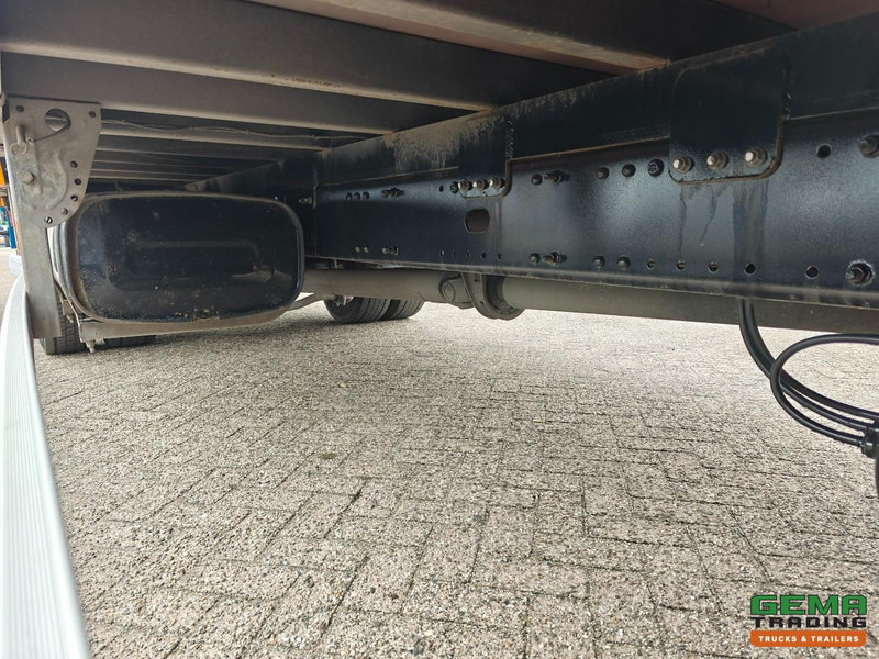 MAN TGL 12.250 4x2 Dagcab Euro6 - 12T - Schuifzeilenbak 7.7m + Laadklep 1500kg - 3 Zitplaatsen - 125.000km! līzingu MAN TGL 12.250 4x2 Dagcab Euro6 - 12T - Schuifzeilenbak 7.7m + Laadklep 1500kg - 3 Zitplaatsen - 125.000km!: foto 18