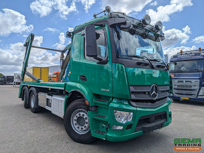 Mercedes-Benz Antos 2546 6x2/4 Dagcab - Euro6 - JOAB PortaalSysteem 18T - Weegsysteem - Uitschuifbaar - Būvgružu konteineru vedējs: foto 5 Mercedes-Benz Antos 2546 6x2/4 Dagcab - Euro6 - JOAB PortaalSysteem 18T - Weegsysteem - Uitschuifbaar - Būvgružu konteineru vedējs: foto 5