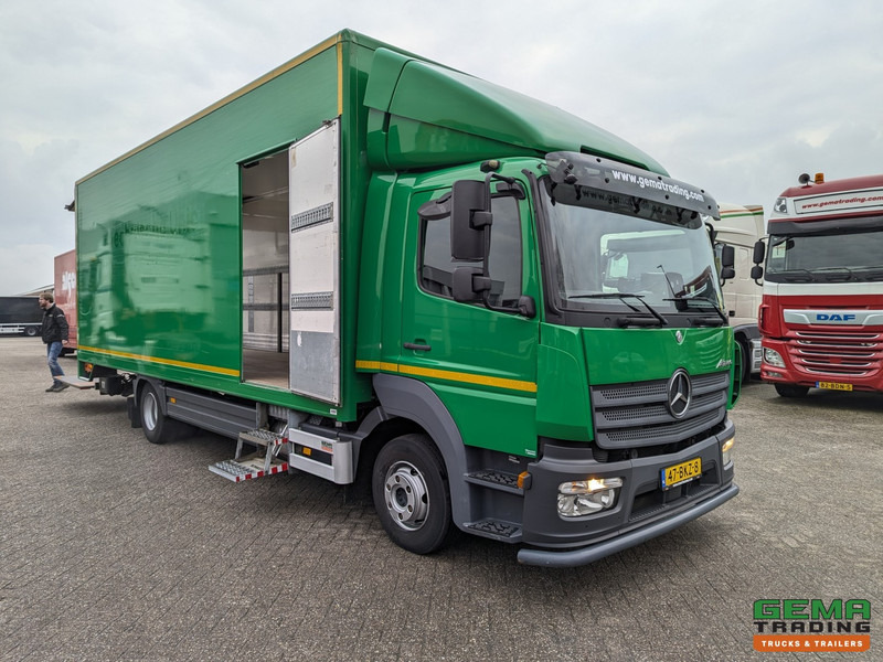Kravas automašīna ar slēgto virsbūvi Mercedes-Benz Atego 1018 4x2 Dagcabine Euro6 - GeslotenBak 7M - Laadklep 1500KG - Zijdeur - 07/2025APK: foto 1