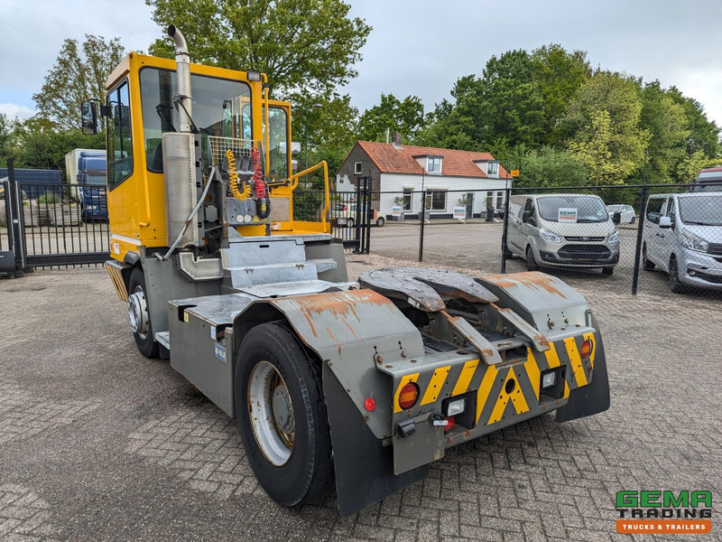 Terberg YT222 Allison - Schotel 30T - Landbouw kenteken - Termināļa traktors: foto 4 Terberg YT222 Allison - Schotel 30T - Landbouw kenteken - Termināļa traktors: foto 4