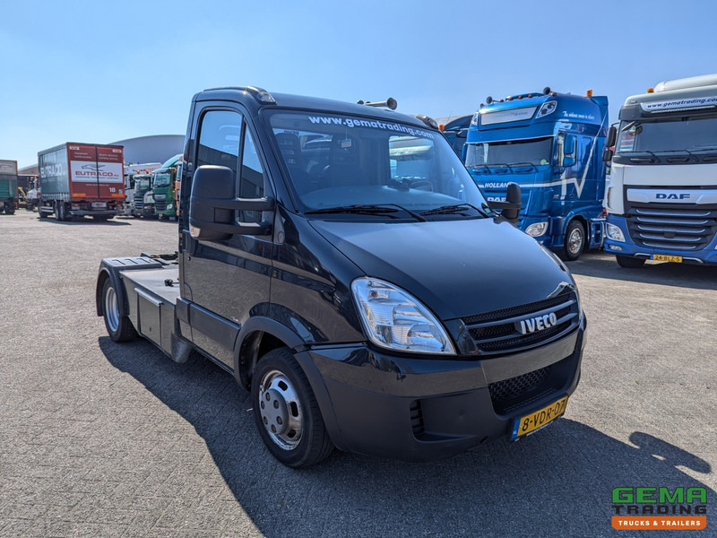 Iveco 35C18/T 4x2 Euro4 - BE-Trekker - 3-Zits - Luchthoorns - NAP - Vilcējs: foto 2 Iveco 35C18/T 4x2 Euro4 - BE-Trekker - 3-Zits - Luchthoorns - NAP - Vilcējs: foto 2