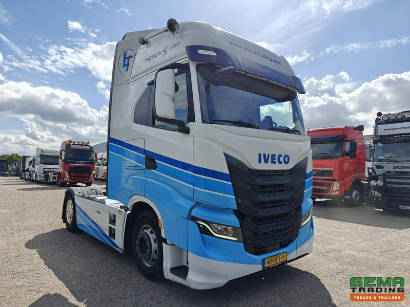 Iveco S-WAY 420 4x2 Euro6D - Dubbele Tanks - StandAirco - Navi - SMARTTacho V2 - 04/2026 APK - Vilcējs: foto 2 Iveco S-WAY 420 4x2 Euro6D - Dubbele Tanks - StandAirco - Navi - SMARTTacho V2 - 04/2026 APK - Vilcējs: foto 2