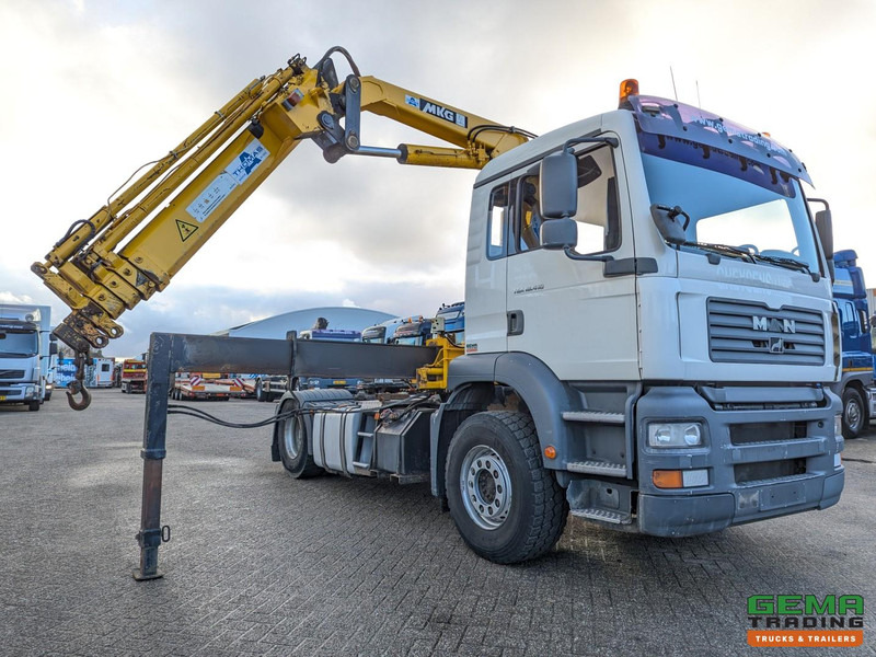 MAN TGA 18.410 4x2 LX Euro3 - MKG HLK225HP 4510KG - RadioGrafisch - Vilcējs: foto 2 MAN TGA 18.410 4x2 LX Euro3 - MKG HLK225HP 4510KG - RadioGrafisch - Vilcējs: foto 2