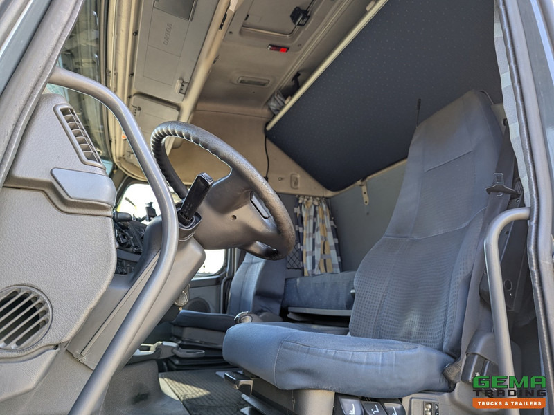 Volvo FH400 6x2 Globetrotter XL Euro5 - XLOW/Mega - Dubbele Tanks - Hefschotel - Vilcējs: foto 5 Volvo FH400 6x2 Globetrotter XL Euro5 - XLOW/Mega - Dubbele Tanks - Hefschotel - Vilcējs: foto 5