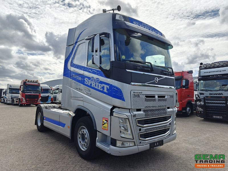 Volvo FH460 4x2 Globetrotter Euro6 - WF/Kiep Hydrauliek - Dubbele Tanks - Vilcējs: foto 2 Volvo FH460 4x2 Globetrotter Euro6 - WF/Kiep Hydrauliek - Dubbele Tanks - Vilcējs: foto 2