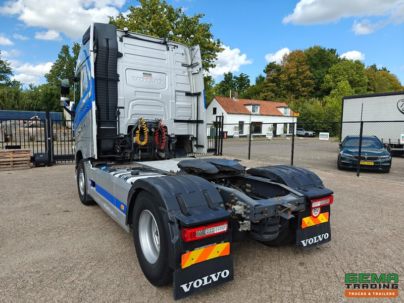 Volvo FH460 4x2 Globetrotter Euro6 - WF/Kiep Hydrauliek - Dubbele Tanks - Vilcējs: foto 4 Volvo FH460 4x2 Globetrotter Euro6 - WF/Kiep Hydrauliek - Dubbele Tanks - Vilcējs: foto 4